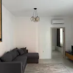 Maisonnova Deluxe 2 דירה