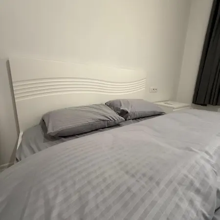 Maisonnova Deluxe 2 Tirana