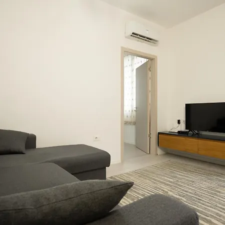 Maisonnova Deluxe 2 דירה טיראנה