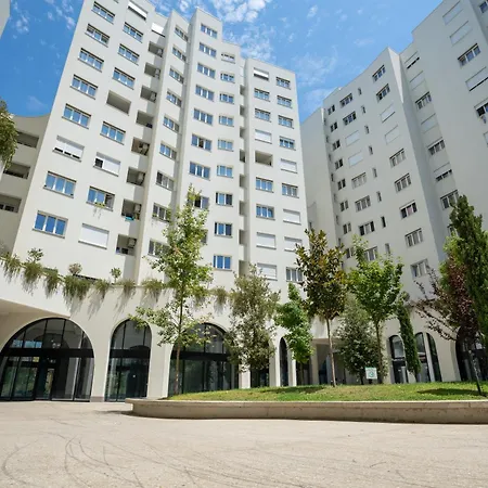 Maisonnova Deluxe 2 *
