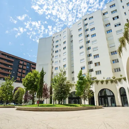 Maisonnova Deluxe 2 טיראנה